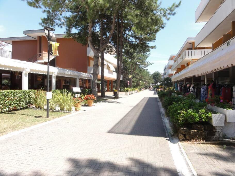 Silva - Appartamento Bibione Bagian luar foto